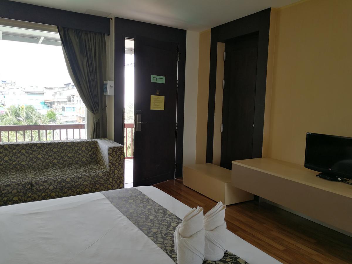 Panatara Hotel Chumphon Dış mekan fotoğraf