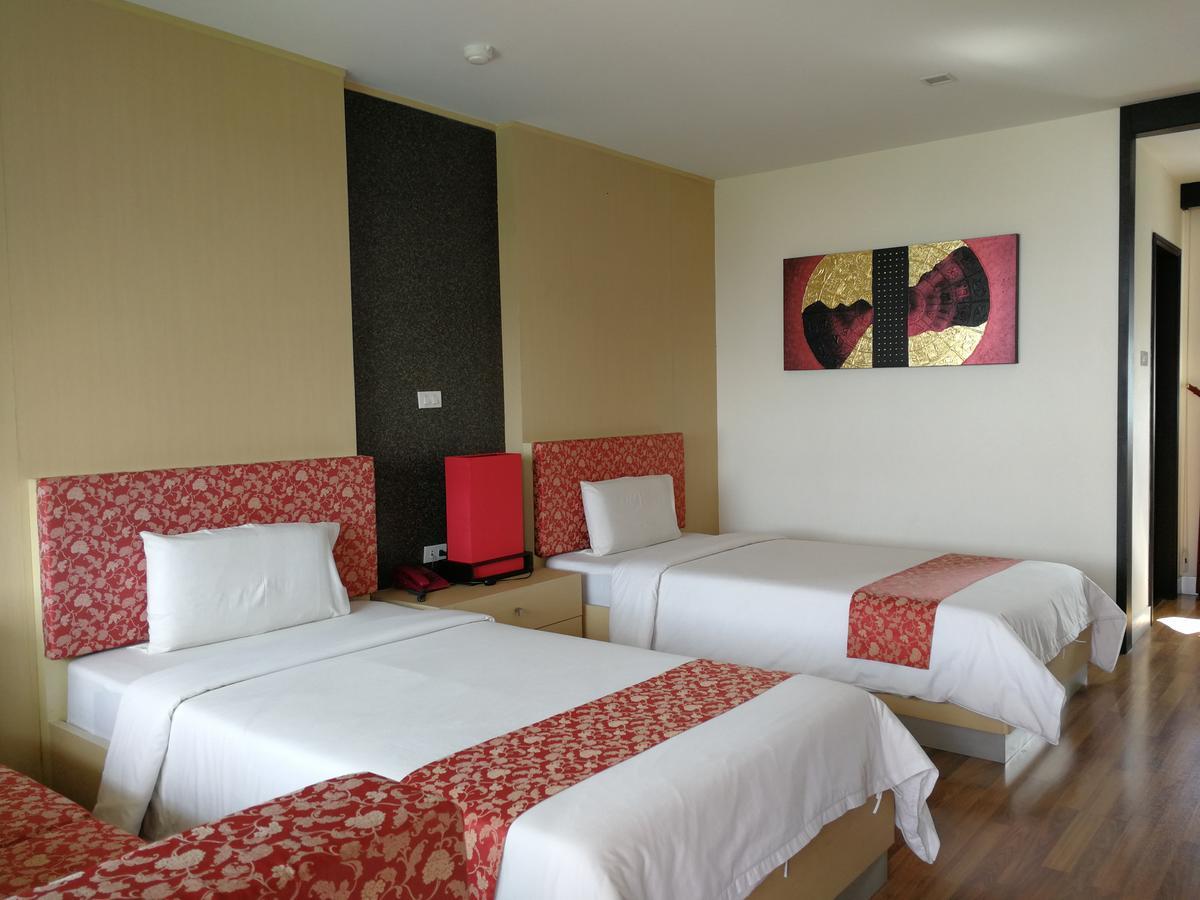 Panatara Hotel Chumphon Dış mekan fotoğraf